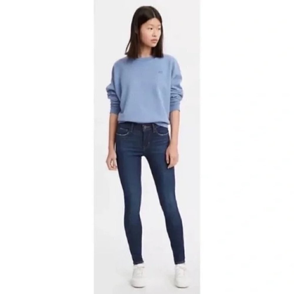 Levi's Dark‎ Wash 710 Super Skinny Skinny Jeans 26